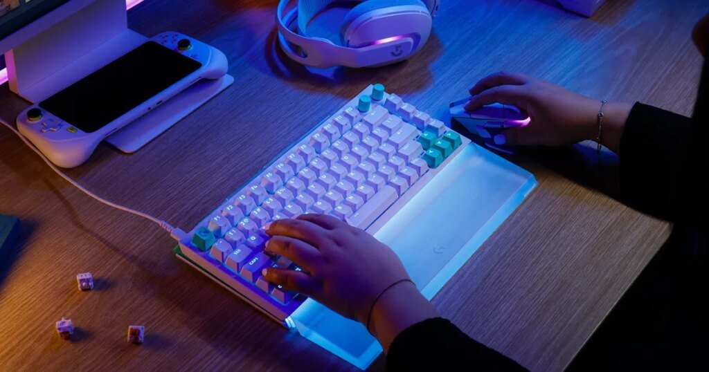 Logitech'in Yeni G512 X Oyun Klavyesi: Zirve Performans ve Derin Özelleştirme Bir Arada!