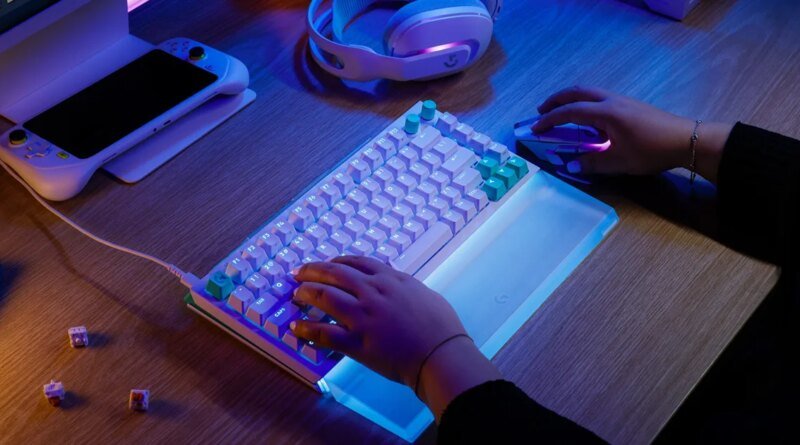 Logitech'in Yeni G512 X Oyun Klavyesi: Zirve Performans ve Derin Özelleştirme Bir Arada!