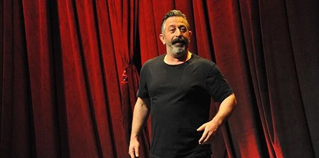 Cem Yılmaz... İdeal Aşkını 'Yapay Zeka'da Buldu!
