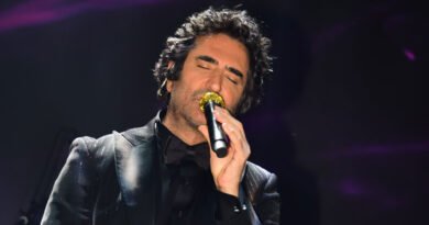 Mahsun Kırmızıgül: Beş Yıl Aradan Sonra Vefa Albümü!