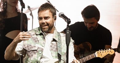 Murat Dalkılıç... Hızla Sahnelerde!