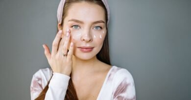 Cilt Bakımında Gizli Kahraman: Üre (Urea) Nedir ve Ne İşe Yarar?