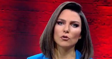 Ece Üner, 'Ahbap Derneği' Soruşturmasında İfade Verdi: "Soruları Şeffaflıkla Cevapladım!"