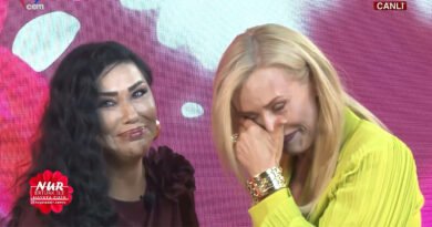 İYİ PARTİ GENEL BAŞKAN YARDIMCISINI AĞLATAN TÜRKÜ
