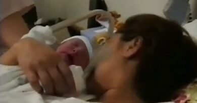 Hülya Avşar, Kızı Zehra'nın Doğum Videosunu Yayınladı!