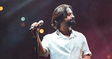 Koray Avcı, Konser Öncesi Munzur'un Buz Gibi Sularına Girdi!