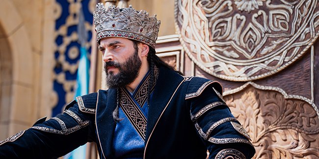 Akın Akınözü, Sultan Alaeddin Keykubat Rolüne 5 Ayda Hazırlandı!