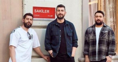 SEVENLERİ ÜZEN HABER: GRUP DAĞILDI!