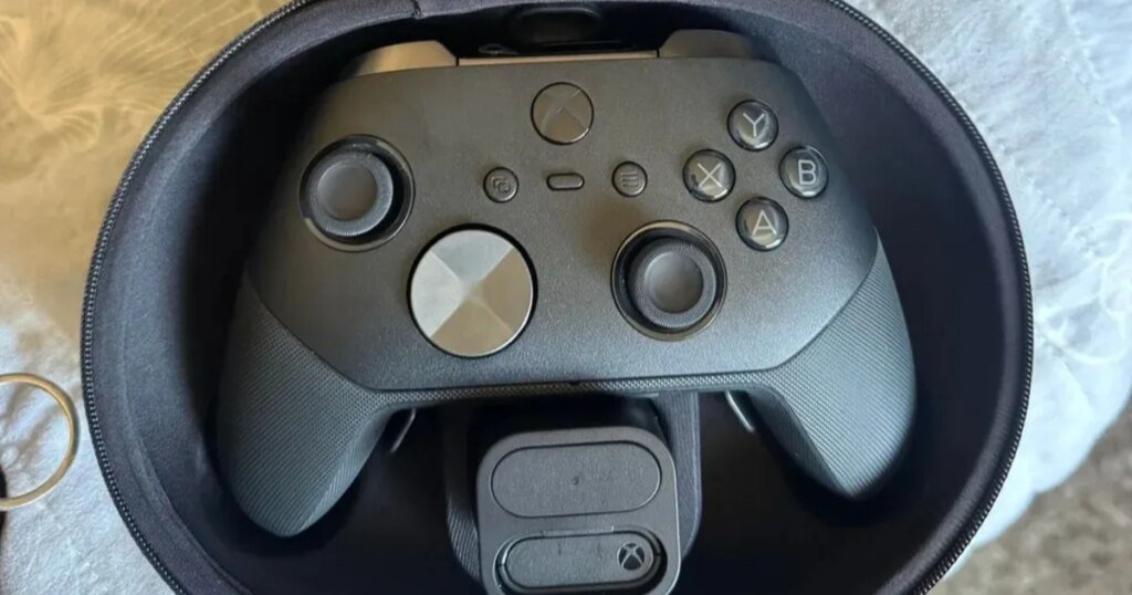 Bir Gizemli Xbox Kontrolörü İçin 200 Dolar Ödendi: Elite Series 3 Gelmiş Olabilir!