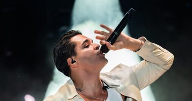Emir Can İğrek: Üç Günde Üç Konser!