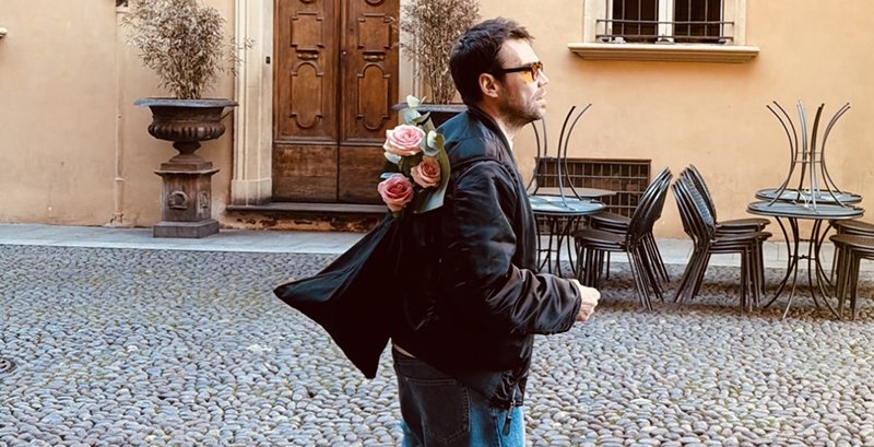 Murat Dalkılıç'ın Yeni Şarkısı "Mahalleler"